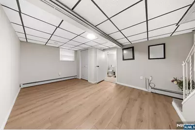 29 Pine Street, Lodi, NJ 07644 - Photo 31