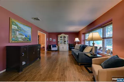 25 Debbie Court, Wayne, NJ 07470 - Photo 5