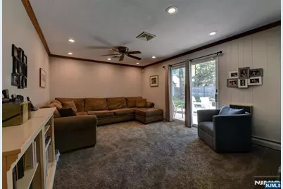25 Debbie Court, Wayne, NJ 07470 - Photo 13