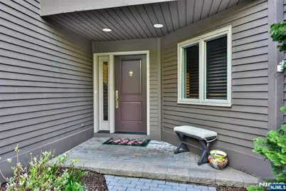 30 N Bayard Lane, Mahwah, NJ 07430 - Photo 3