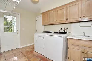 544 Hague Ct, Oradell, NJ 07649 - Photo 35