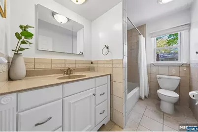 44 Woodland Avenue, West Orange Township, NJ 07052 - Photo 15