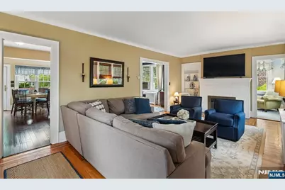 333 Bogert Avenue, Ridgewood, NJ 07450 - Photo 9