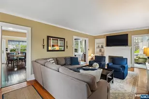 333 Bogert Ave, Ridgewood, NJ 07450 - Photo 9