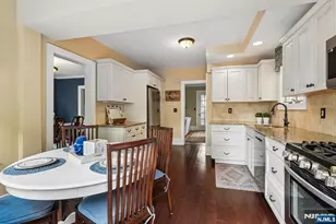 333 Bogert Ave, Ridgewood, NJ 07450 - Photo 23