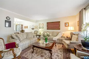 1150 Roosevelt Ave, New Milford, NJ 07646 - Photo 7