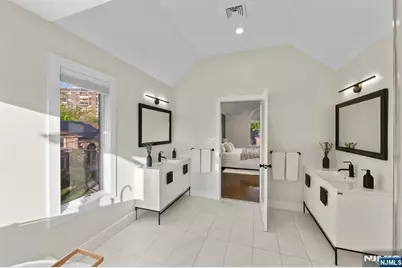 1221 Fairmount Place, Fort Lee, NJ 07024 - Photo 29