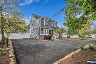 152 Long Hill Rd, Little Falls Township, NJ 07424 - Photo 3