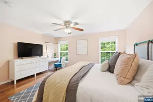 204 Swathmore Dr 2005, Nutley, NJ 07110 - Photo 27
