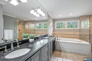 42 Lakewood Ave, Ho Ho Kus, NJ 07423 - Photo 21