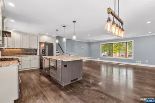 53 Smithfield Rd, Waldwick, NJ 07463 - Photo 19