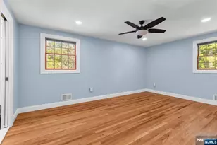 53 Smithfield Rd, Waldwick, NJ 07463 - Photo 29