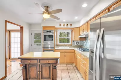12 Stafford Drive, Wanaque, NJ 07465 - Photo 9