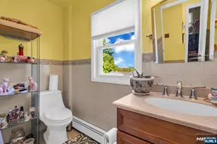 1281 Longfellow Ave, Teaneck Township, NJ 07666 - Photo 33