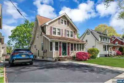 1281 Longfellow Avenue, Teaneck Township, NJ 07666 - Photo 3
