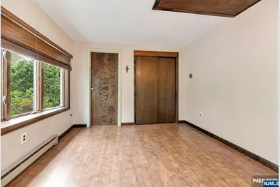 23 Monmouth Avenue, West Milford, NJ 07480 - Photo 7