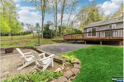 23 Monmouth Avenue, West Milford, NJ 07480 - Photo 27