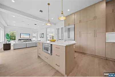 52 Congressional Parkway, Livingston, NJ 07039 - Photo 15