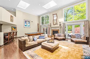 37 Hemlock Rd, Livingston, NJ 07039 - Photo 7