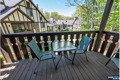 3202 Stowe Lane, Mahwah, NJ 07430 - Photo 9