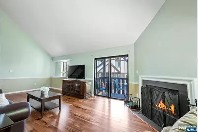 3202 Stowe Lane, Mahwah, NJ 07430 - Photo 7