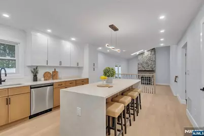 76 Point View Parkway, Wayne, NJ 07470 - Photo 15