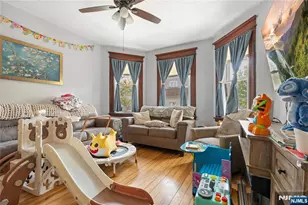 38 Prospect St, Bloomfield, NJ 07003 - Photo 3
