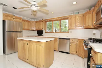 51 Palisade Avenue, Emerson, NJ 07630 - Photo 11