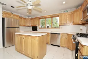 51 Palisade Ave, Emerson, NJ 07630 - Photo 11