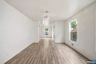 24 Johnson Ave, Newark, NJ 07108 - Photo 7