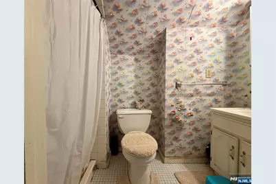 691 River Road, Teaneck Township, NJ 07666 - Photo 7