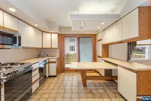 339 Beechwood Rd, Oradell, NJ 07649 - Photo 13