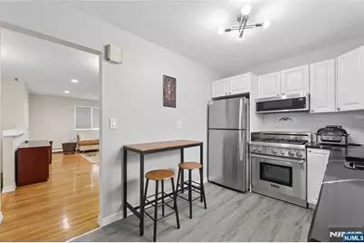 1-29 Virginia Drive 129B #129B, Fair Lawn, NJ 07410 - Photo 7