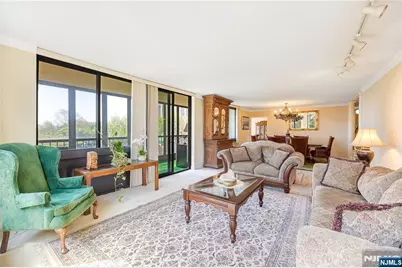 200 Winston 109 #109, Cliffside Park, NJ 07010 - Photo 11