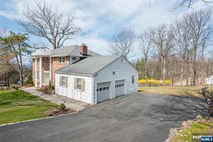 5 Robin Hill Rd, North Caldwell, NJ 07006 - Photo 29