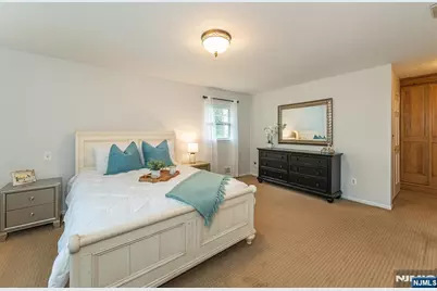 5 Robin Hill Road, North Caldwell, NJ 07006 - Photo 21