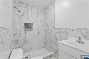 226 Clinton St, East Orange, NJ 07017 - Photo 13