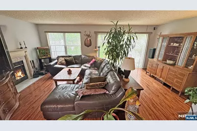 1051 Ash Drive, Mahwah, NJ 07430 - Photo 3