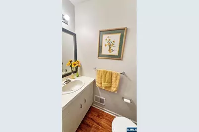 1051 Ash Drive, Mahwah, NJ 07430 - Photo 7