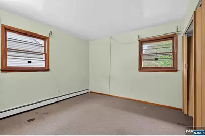 65 Crosby Avenue, Paterson, NJ 07502 - Photo 5