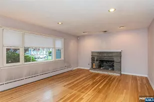 51 Chestnut Dr, Wayne, NJ 07470 - Photo 11