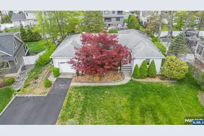 51 Chestnut Drive, Wayne, NJ 07470 - Photo 47