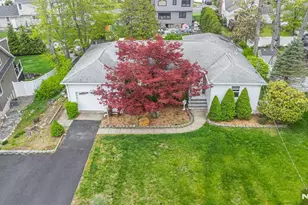 51 Chestnut Dr, Wayne, NJ 07470 - Photo 47