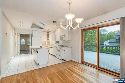 51 Chestnut Drive, Wayne, NJ 07470 - Photo 13