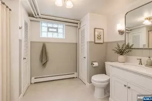 51 Chestnut Dr, Wayne, NJ 07470 - Photo 45