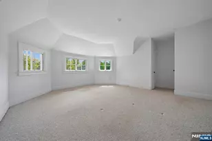215 Inwood Ave, Montclair, NJ 07043 - Photo 37