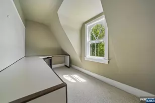 215 Inwood Ave, Montclair, NJ 07043 - Photo 41