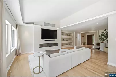 4 Ackerman Street, Waldwick, NJ 07463 - Photo 11