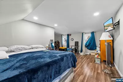 130 Renner Avenue, Newark, NJ 07112 - Photo 17