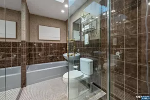 31 Sherwood Dr, Hillsdale, NJ 07642 - Photo 31